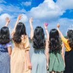 自民党女性局のフランス研修写真が物議・批判殺到「38人も行ってなにすんの？」