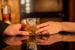 なにわ男子・西畑大吾がすすきの頭部切断を模倣？浦仁志と同様にウィッグで女装してホテルへ！相手の女子アナは田村瑠奈とは似ていないそうですね。