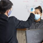 和歌山県立医科大学の妻子持ち教授、女子学生の美人局で懲戒解雇！