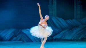 一度も合わずに結婚！「新婚さんいらっしゃい」でロシアより脱出？してきたバレリーナ